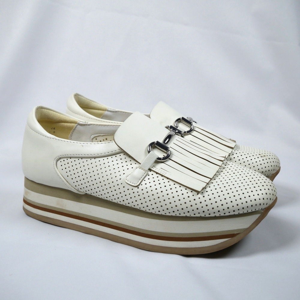 Crown & Ivy Womens White Perforated Kiltie Bit Platform Loafers Size 8.5M